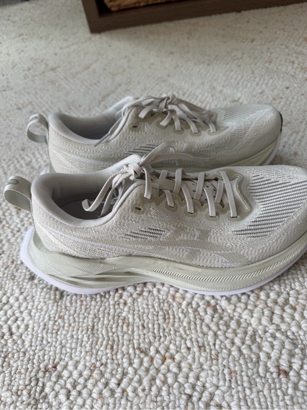 ASICS super blast
